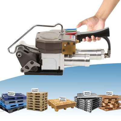 Ταινία 25 - 32 mm Πνευματικό πλαστικό εργαλείο δέσμης δέσμης ελαστικού συσσωρευτικού μηχανή συσκευασίας παλέτας